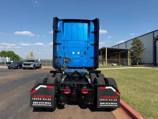 2020 INTERNATIONAL LT