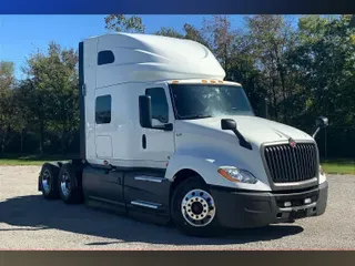 2021 INT LT625 6x4