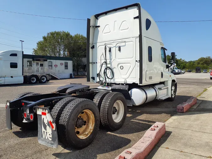 2019 FREIGHTLINER/MERCEDES CASCADIA 125