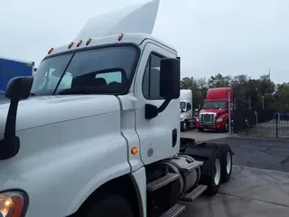 2018 FREIGHTLINER/MERCEDES CASCADIA 125