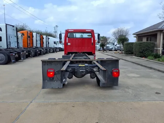 2019 FREIGHTLINER/MERCEDES M2 106