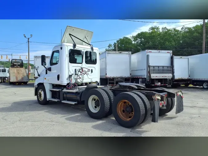 2020 FREIGHTLINER/MERCEDES CASCADIA 1251135e399c607a6a4009be4d0596a4f23
