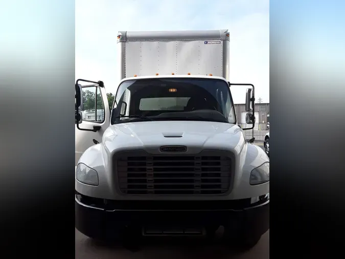 2016 FREIGHTLINER M2 106