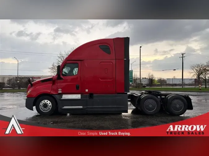 2023 FREIGHTLINER CA126