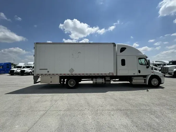 2016 Freightliner Cascadia