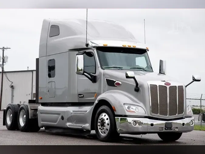 2019 PETERBILT 579