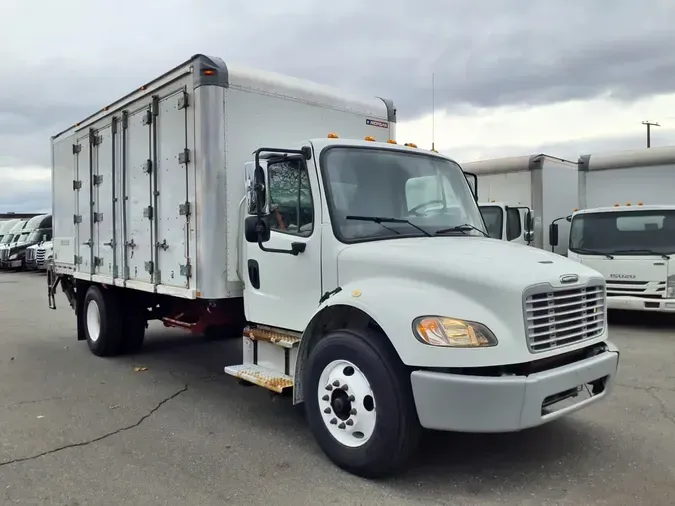2019 FREIGHTLINER/MERCEDES M2 106
