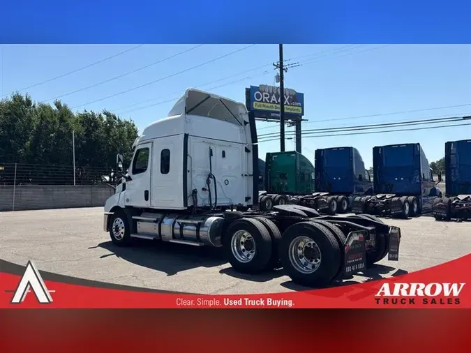 2020 FREIGHTLINER CA116