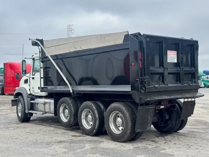 2019 MACK Granite