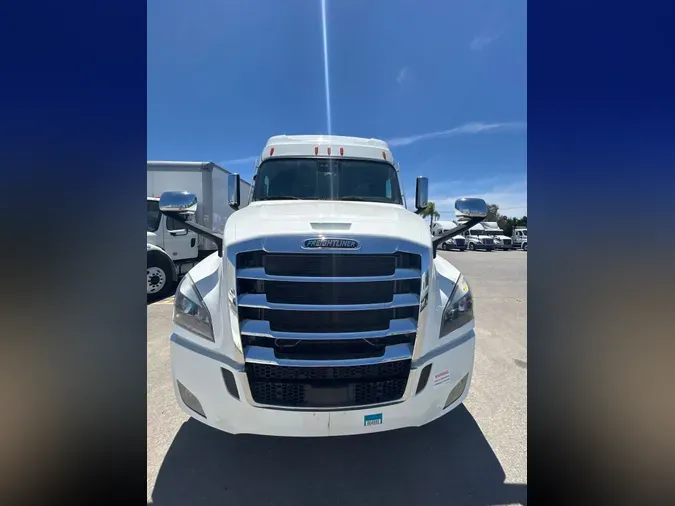 2020 FREIGHTLINER NEW CASCADIA 126