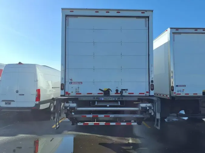 2018 FREIGHTLINER/MERCEDES M2 106