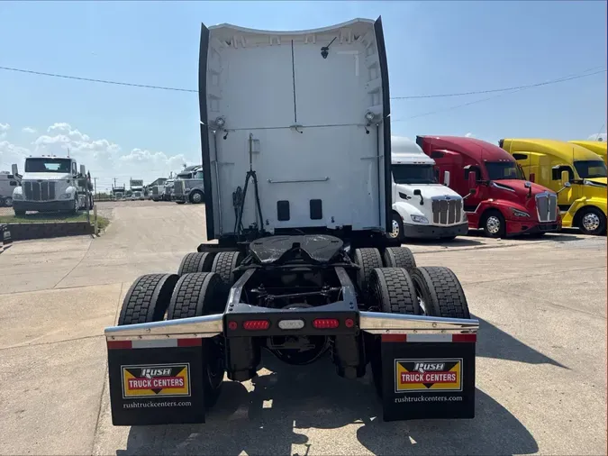2021 Peterbilt 579