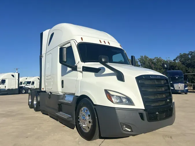 2022 Freightliner Cascadia