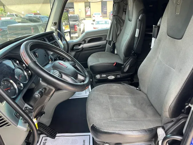 2022 Kenworth T68011463a28775cfbc0e39a7e74ef727e76