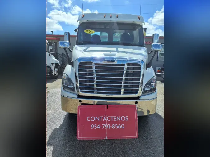 2018 FREIGHTLINER/MERCEDES CASCADIA 113