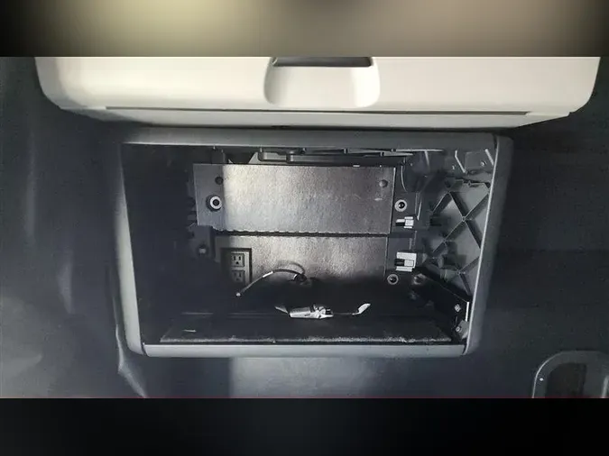 2023 FREIGHTLINER CA126