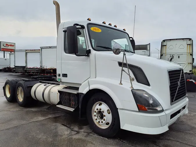 2015 VOLVO VNL64TRACTOR