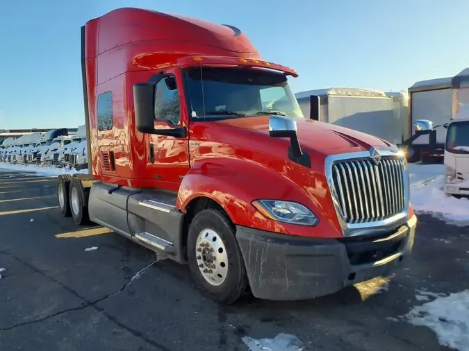 2020 NAVISTAR INTERNATIONAL LT625 SLPR CAB