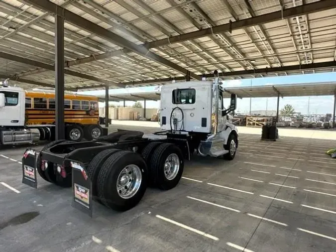 2019 Peterbilt 579