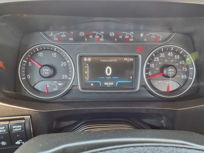 2019 NAVISTAR INTERNATIONAL LT625 DAYCAB T/A1159023840d898e0f299bc7b14797cf9