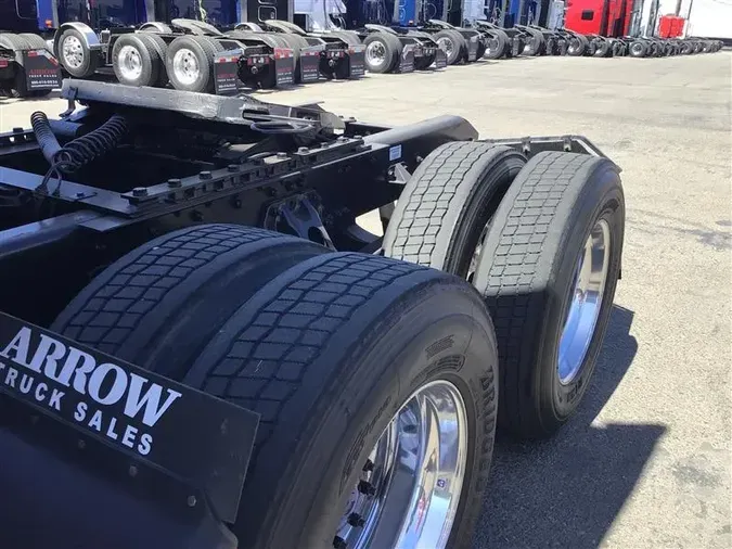 2023 KENWORTH T680115bf41bd0381af3df60630b6a7596c6