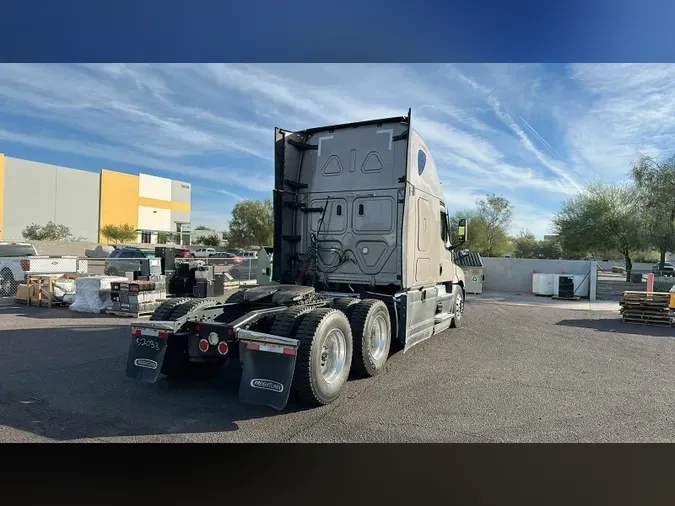 2024 Freightliner Cascadia 1261160dc714b53cc0c40d8ad96b646c3b8