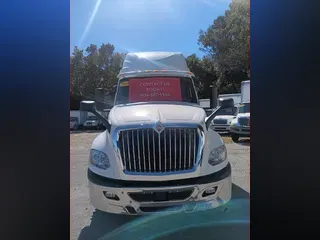 2019 NAVISTAR INTERNATIONAL LT625 SLPR CAB