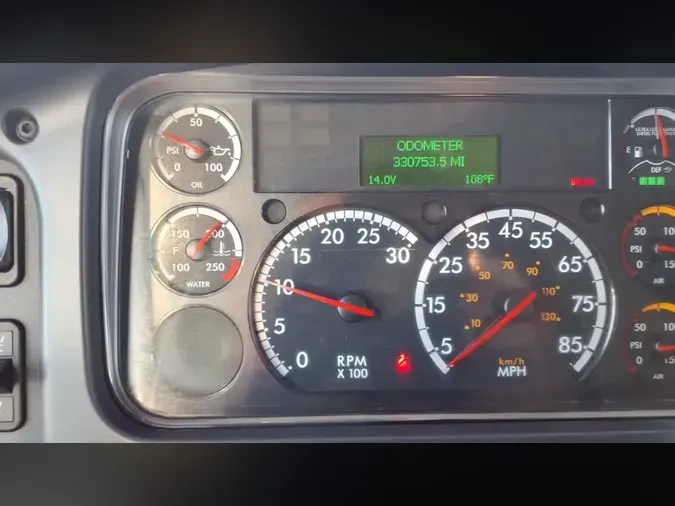 2023 FREIGHTLINER/MERCEDES M2 1061167e011a7ab1ca60c580f4e1b48122b