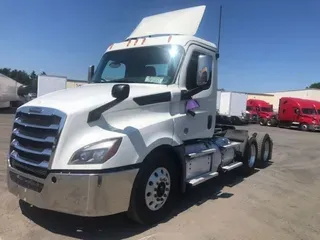 2020 FREIGHTLINER/MERCEDES NEW CASCADIA PX12664