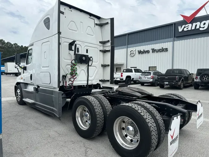 2019 Freightliner CASCADIA 125