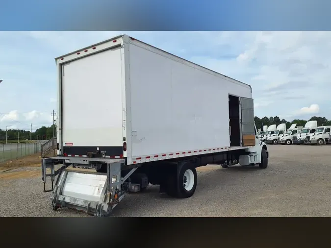 2019 FREIGHTLINER/MERCEDES M2 106