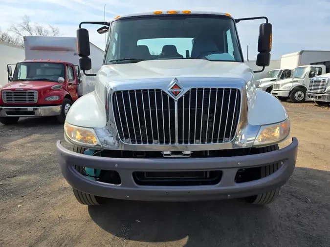 2019 NAVISTAR INTERNATIONAL 4300