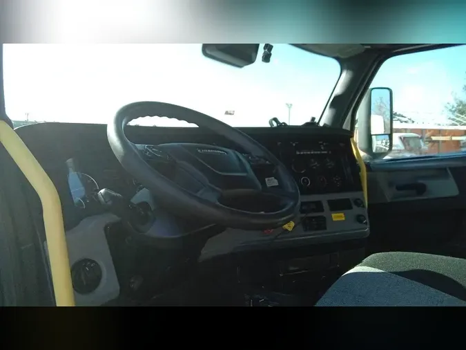 2022 Freightliner Cascadia 126