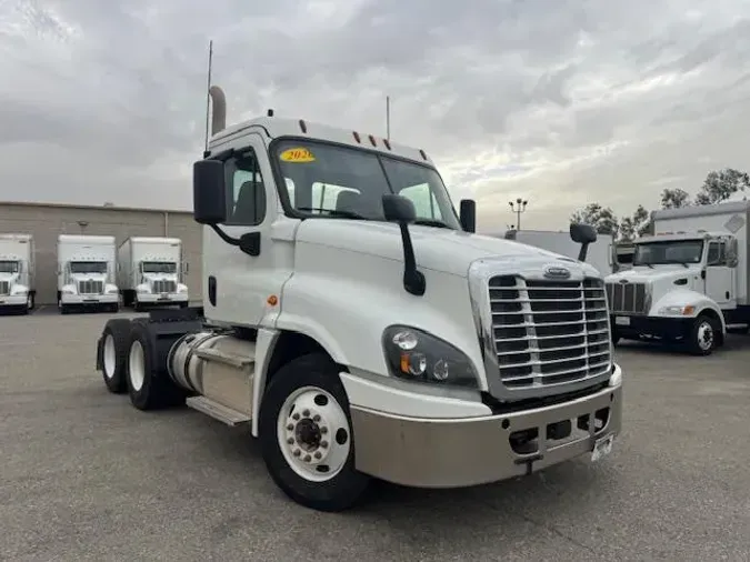 2020 Freightliner Cascadia