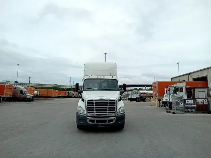 2019 Freightliner Cascadia 125117ddde1fb83c143d17606745785cfa0