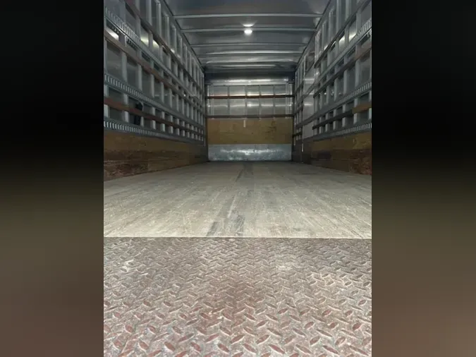 2020 NAVISTAR INTERNATIONAL MV607 (4X2)