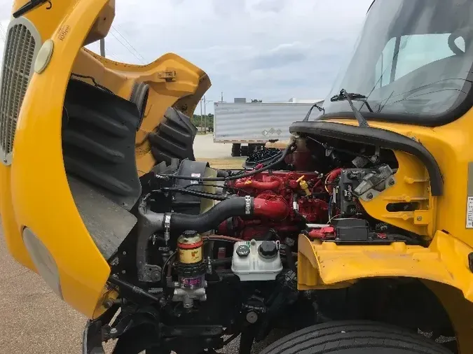 2019 Freightliner M2