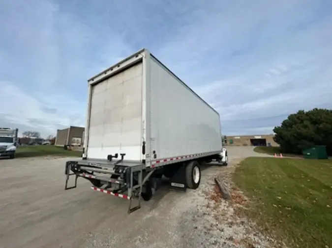 2020 FREIGHTLINER/MERCEDES M2 106