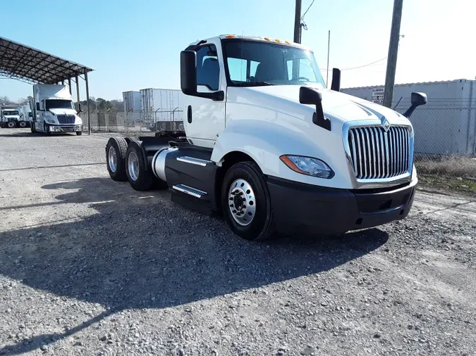 2020 NAVISTAR INTERNATIONAL LT625 DAYCAB T/A