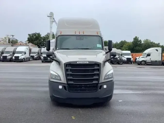 2023 Freightliner Cascadia