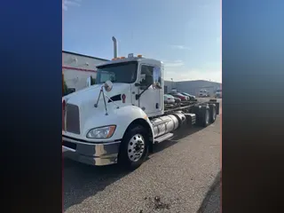 2022 KENWORTH TRUCKS T-370
