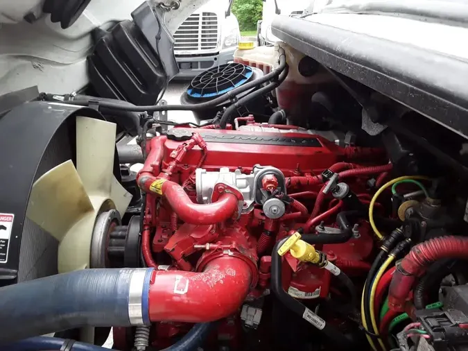 2021 FREIGHTLINER/MERCEDES M2 106