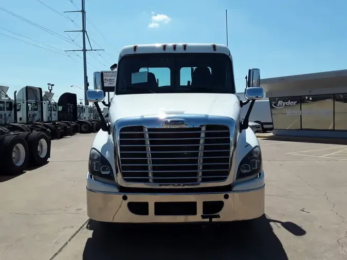 2020 FREIGHTLINER CASCADIA 125