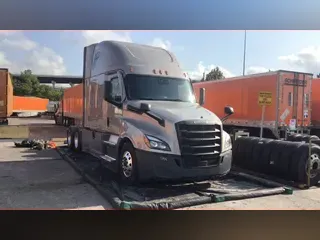 2022 Freightliner Cascadia 126