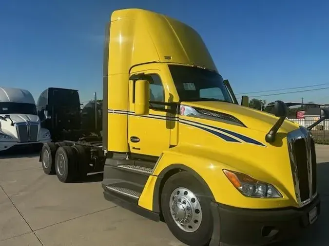 2024 Kenworth T680