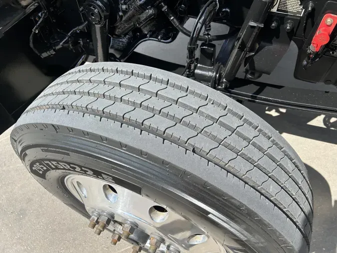 2020 Peterbilt 567
