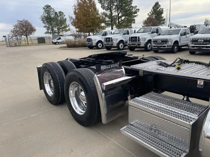 2022 Peterbilt 3891192a2f5e067ed50a254434c945846d9