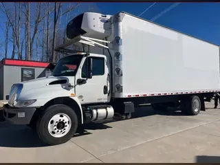 2020 NAVISTAR INTERNATIONAL MV607 (4X2)