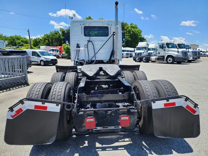 2019 VOLVO VNL64TRACTOR