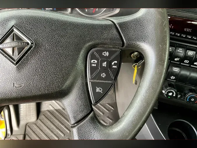 2019 INT LT625 6x4